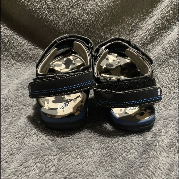 Size 13m Sandles - Picture 2 of 7